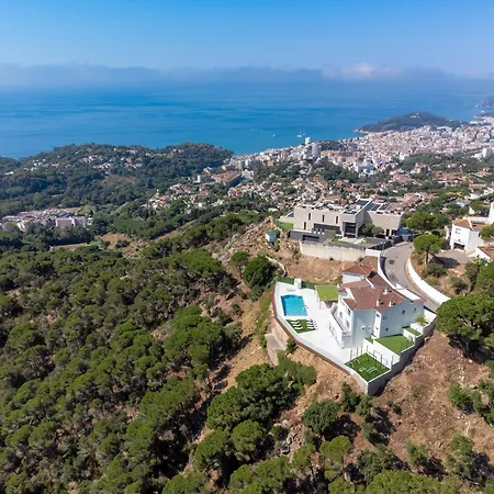 Aurea, Pool, Jacuzi And Panoramic View * Lloret de Mar