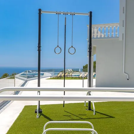 Aurea, Pool, Jacuzi And Panoramic View * Lloret de Mar